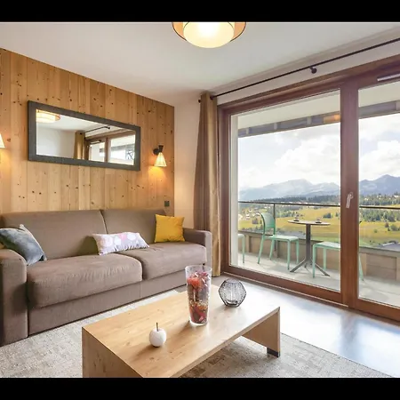 Apartment In Les Saisies With Ski-In Ski-Out Apartment *