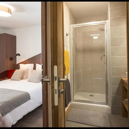 Apartment In Les Saisies With Ski-In Ski-Out * Hauteluce