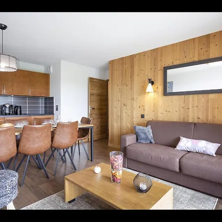 Apartment In Les Saisies With Ski-In Ski-Out Apartment Hauteluce