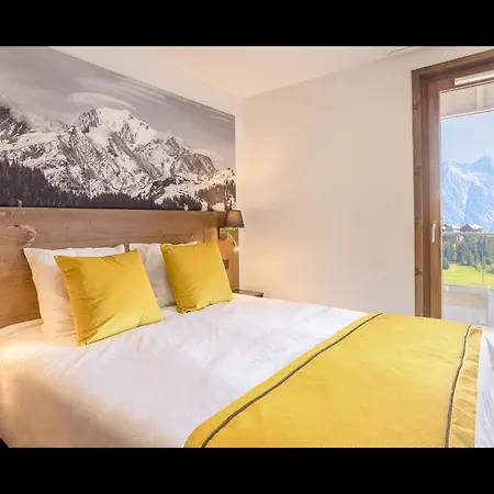 Apartment In Les Saisies With Ski-In Ski-Out * Hauteluce